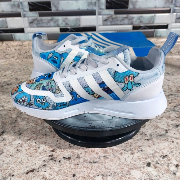 Addidas, custom blues characters - Picture 5 of 5